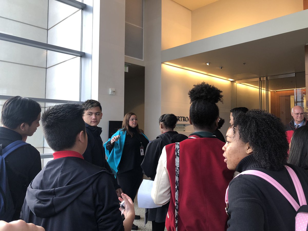 AfomeyaHailu's tweet photo. Had a great time at our field trip to the United States District Court Western District of Washington. We learned a lot about the court system, and the different positions involved! Excited to maybe go back another time to learn some more about it. #USGovernment #ShowcaseSchool https://t.co/G3rsdQYD2r