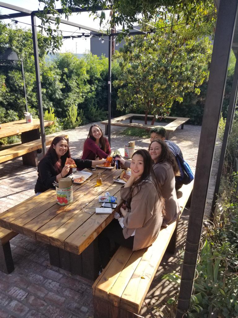 COHS_BETA's tweet photo. Another valuable BETA field trip- a day of exploring careers in technology and advertising at #quantasy and a little taste of LA's art district!🤗 https://t.co/e4goqld2EL