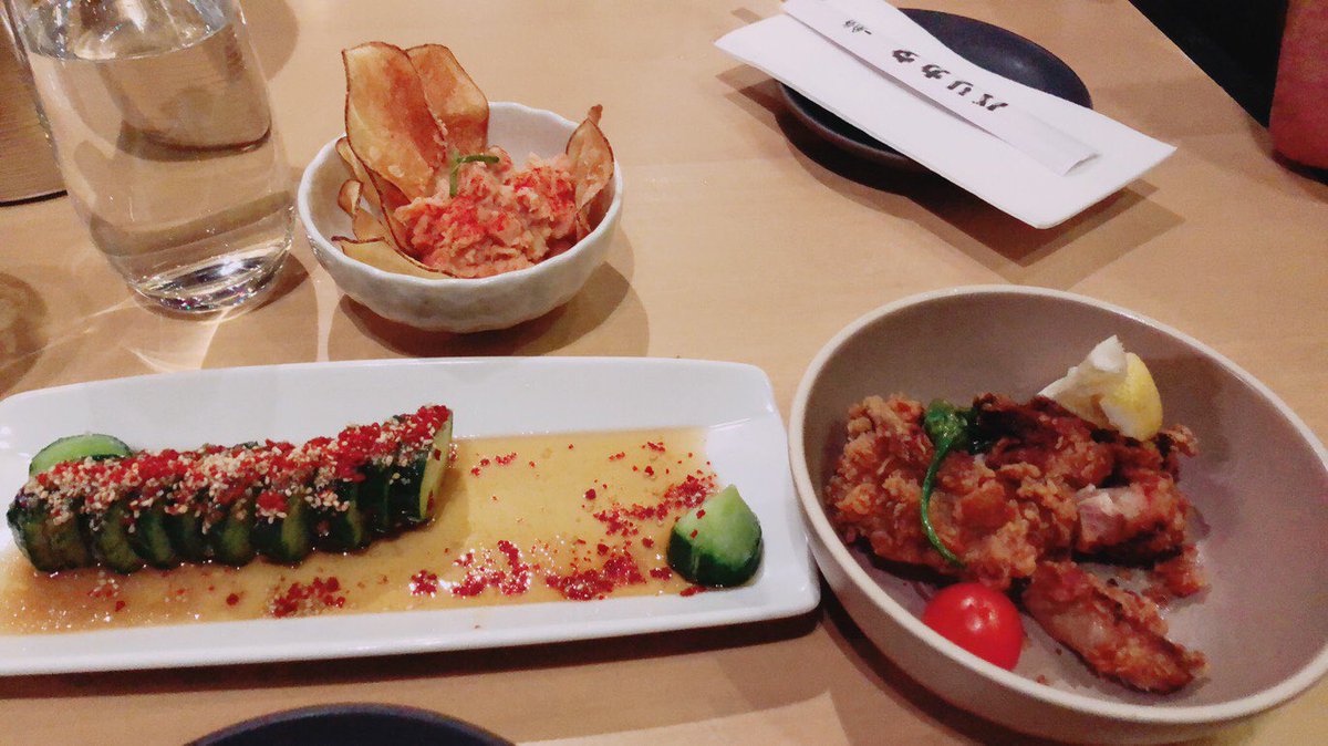 EcoLone1's tweet photo. 一風堂サンフランシスコ、ディナータイム、あっという間に満席。さすが🍜✨#ippudosf #ippudo #サンフランシスコの友人より https://t.co/RbLZjEdxuH