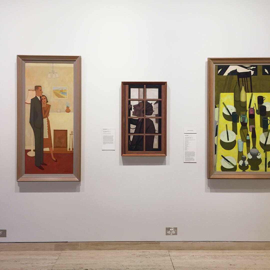 HeapsArt's tweet photo. オーストラリアの文化都市メルボルンの画家ジョン・ブラック（John Brack）の油彩画「��しい家」。
シドニーのNSW州立美術館 @ArtGalleryofNSW のコレクションに最近加わった作品です。ビュフェをイメージさせる画風ですが、不思議な奥行き感。

@sydney_sider @Go_Australia
#オーストラリア #アート https://t.co/santqDqy9B