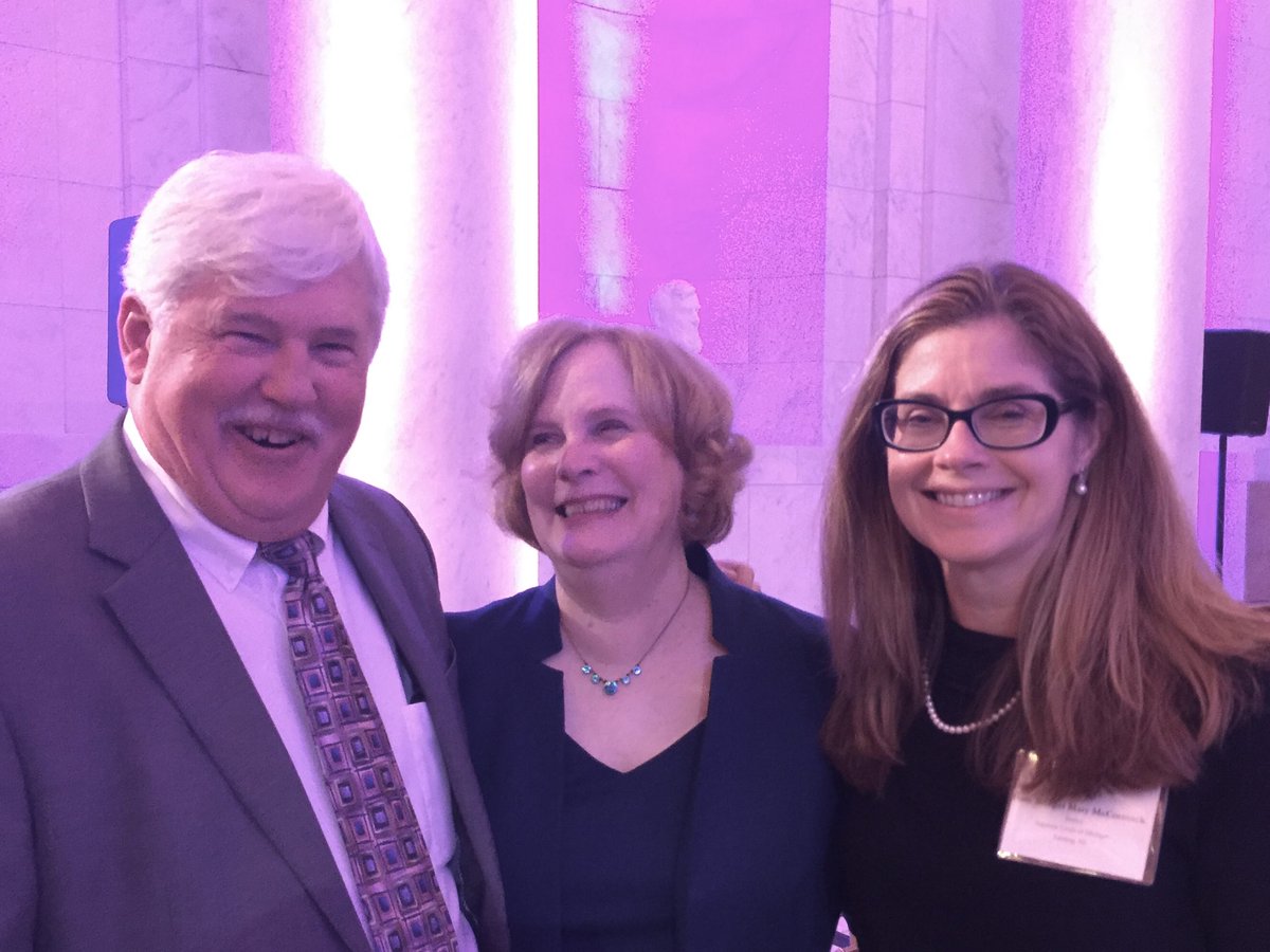 Michigan trial judge Libby Hines received the William Rehnquist Award for Judicial Excellence tonight in a ceremony at the U.S. Supreme Court. Libby’s here with her husband, Rusty, and Mich. Supreme Ct. Justice Bridget McCormack (⁦<a href="/BridgetMaryMc/">Bridget Mary McCormack</a>⁩), who spoke about Libby.