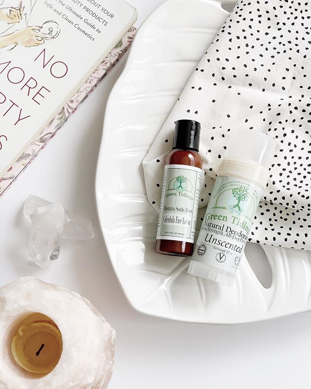 GIVEAWAY: I talked two posts ago about how <a href="/greentidings/">Green Tidings</a> Calendula Lotion completely saved my skin from a weird, bright red rash that popped up overnight. I’ve been using it for almost a month now, and my skin is adjusting to the chilly MN temps (we’re hitting lows in the si…