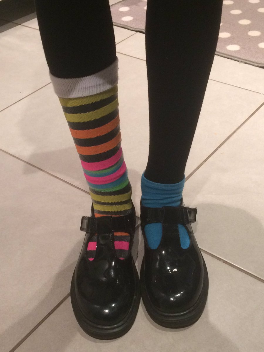 OnceaSmith's tweet image. Not the average school uniform!@Kelvinside1878 for anti bullying
#oddsocksday
