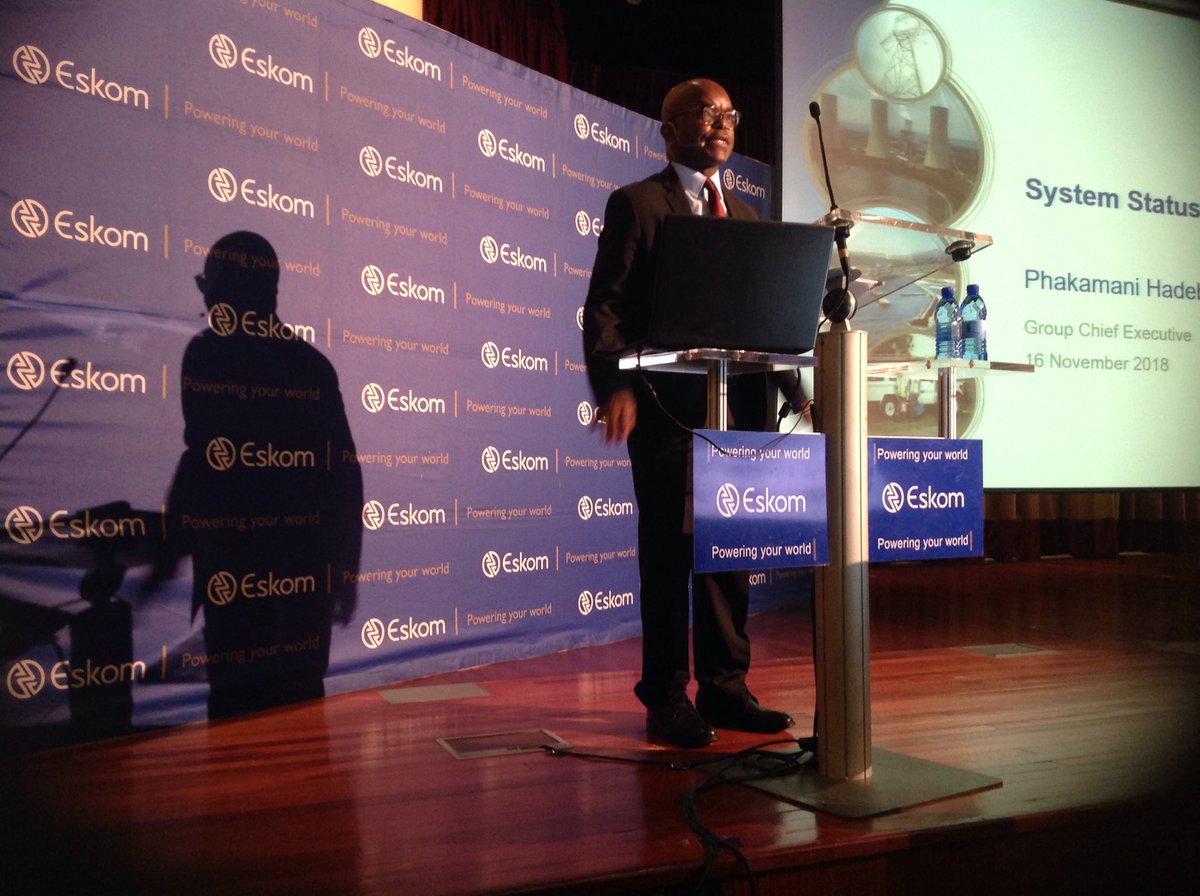 KhuluPhasiwe's tweet image. Eskom CEO Phakamani Hadebe, making opening remarks during the Quarterly State of the System media briefing. He says the past 6 months have been very tough as far as Eskom&apos;s operational performance is concerned.
#SystemStatus