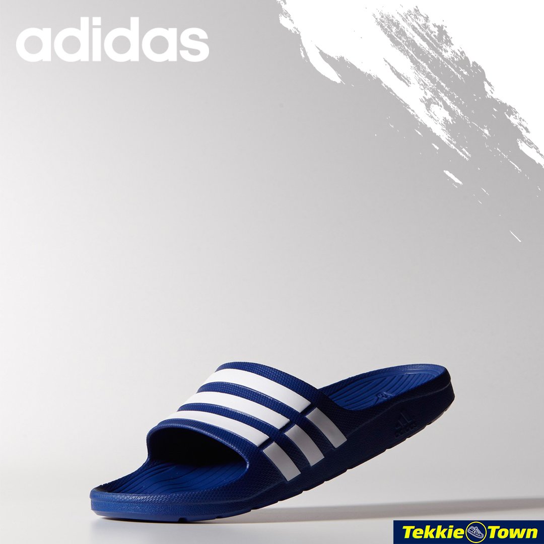 tekkie town nike sandals