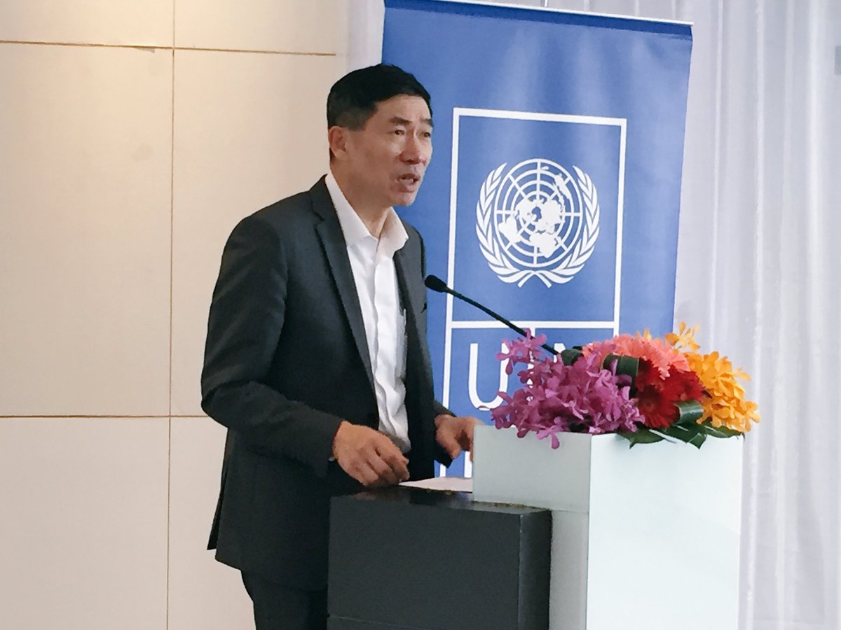 Siriluck_oum's tweet photo. Ready to support AP countries to innovatively scale up their Growth and Prosperity through the Regional Innovation Center-hosted by the Royal Thai Government!🙏 The launch is happening now in Bangkok! Stay tune! 16Nov18 #NewGenUNDP #Innovation #UNDP #NESDB #Thailand https://t.co/MkpiRAR4cn