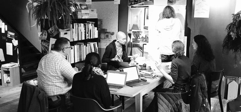 MES_Erdkinder's tweet photo. Ongoing project…
#ongoingproject
#fridaymeeting
#schoolproject #meeting #brainstorming #teacher #education #montessoriadolescent #montessori #erdkinder #montessoriofficial #mes @projekt1618 https://t.co/gz21ySgrUD