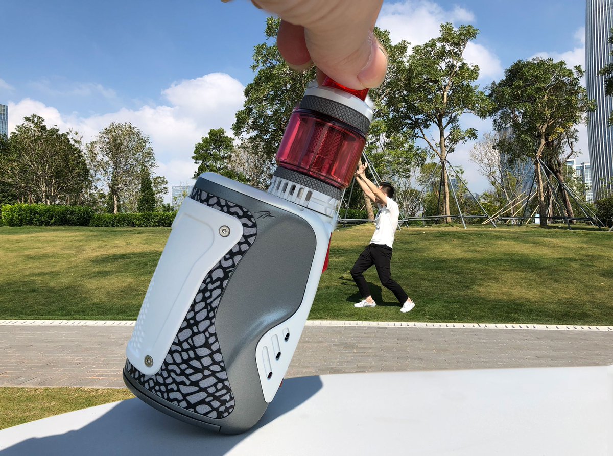 WismecE's tweet photo. ¡Enorme vapor! Simplemente no podrás dejarlo... Reuleaux Tinker😍
https://t.co/0JMQkdOZeE
#WISMEC https://t.co/NUsT2Zy5id