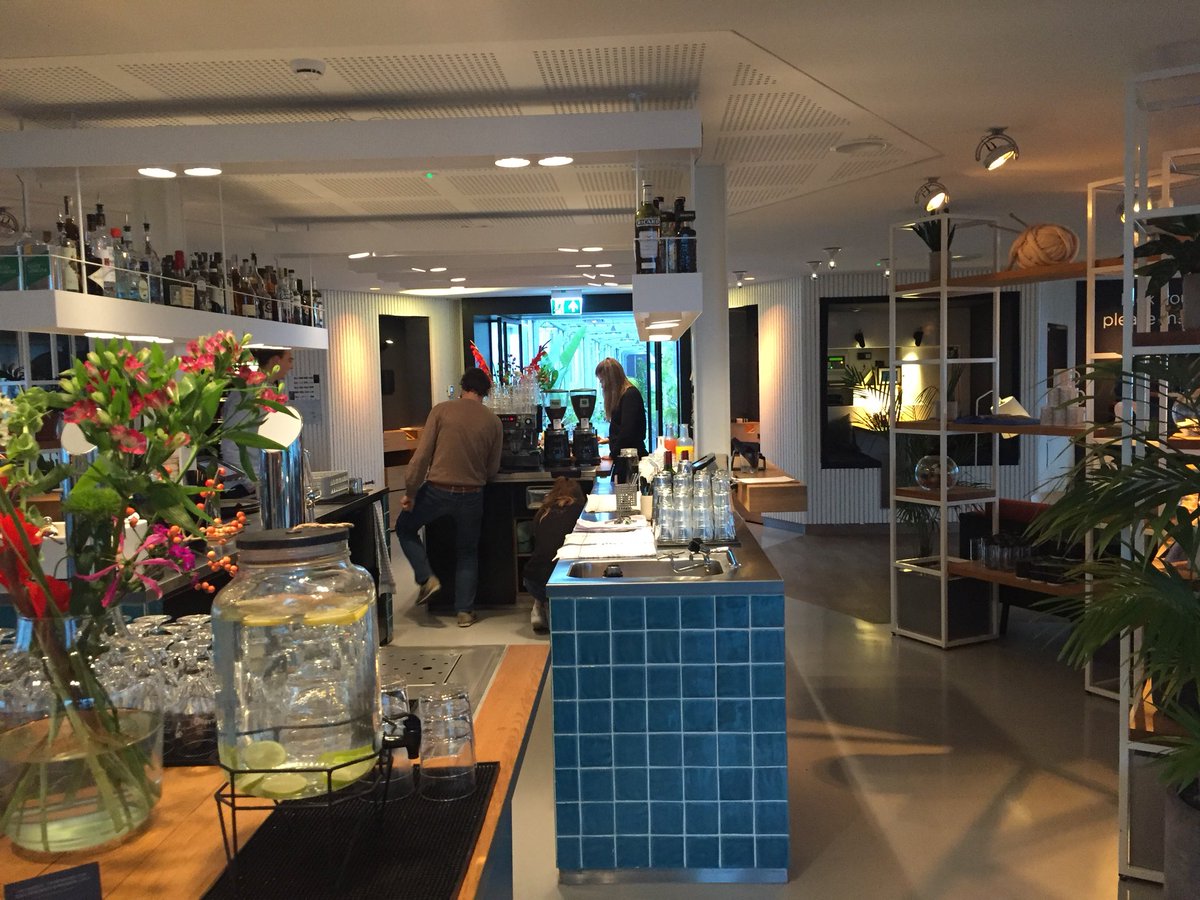 vivifywork's tweet image. Good morning #coworkingEU Interested in the future of coworking? You might want to check out the @LiveZoku hotel experience. It’s next to @WeWorkNL Metropool. They opened up 2 years ago their first coliving-coworking-workshopping space. youtu.be/zufCyRg_710