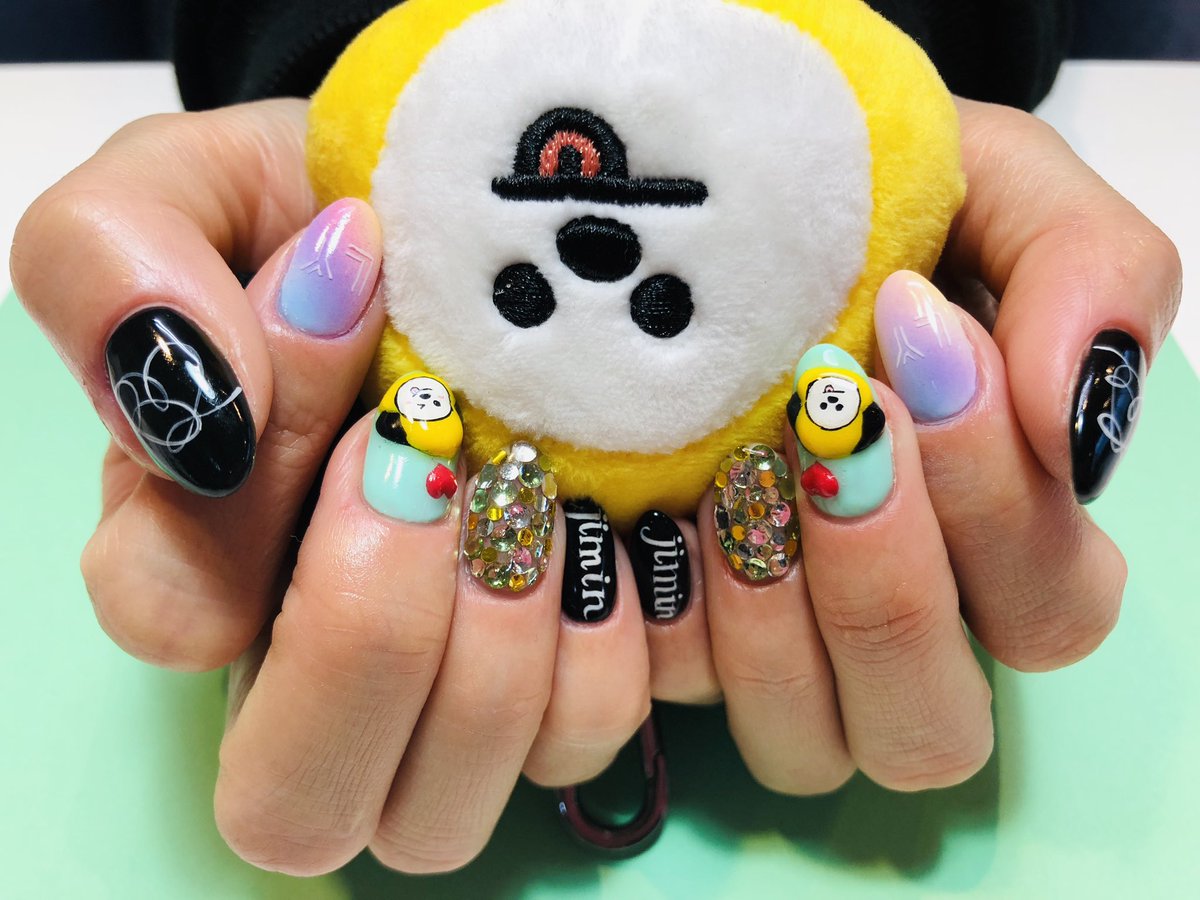 jmnchaaann's tweet image. ネイルチェンジ〜〜♥️
痛ネイルごめんなさい。笑
#armyRTしてくれた方フォローします
#ARMYさんと繋がりたい
#大人ARMY #BTS #ヌナarmy