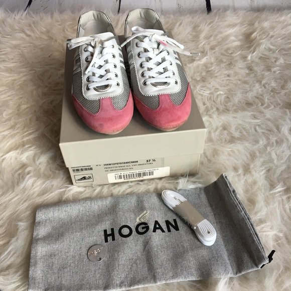 geeko_friendly's tweet image. So good I had to share! Check out all the items I&apos;m loving on @Poshmarkapp #poshmark #fashion #style #shopmycloset #hogan #entro #freeze: bnc.lt/focc/6kgyL4mHSR