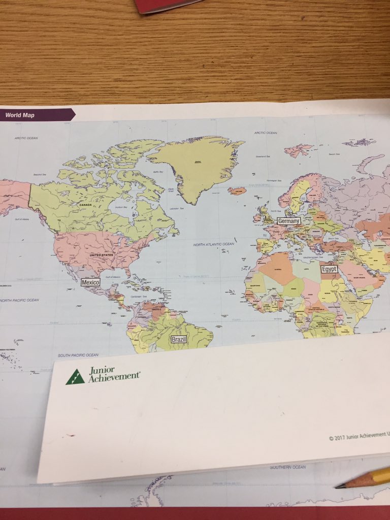 KarenMillak's tweet image. J.R. Achievement lessons rock!  Thank you for coming to our class. #findyournorthstar #fnsbsd #joy_school