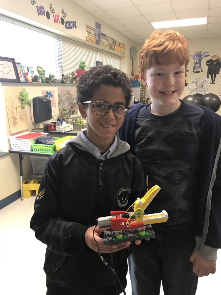 Robotics Club @4thGrade_SSE <a href="/SSE_Dolphins/">SSE Dolphins</a>