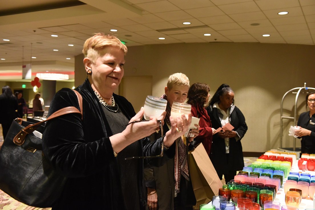 OTreesSeattle's tweet image. Starting to make your Christmas shopping list? Cross off some of those gifts at the Silver Bells Luncheon at the @glassybaby pop up shop in the lobby! Shops open at 10:30am! #otrees #glassybaby #holidayshopping #giftidea #christmasgift #shoplocal #seattlegifts