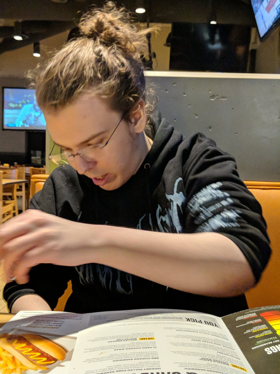 Puncayshun On Twitter This Is My Grand Face Reveal At Bdubs