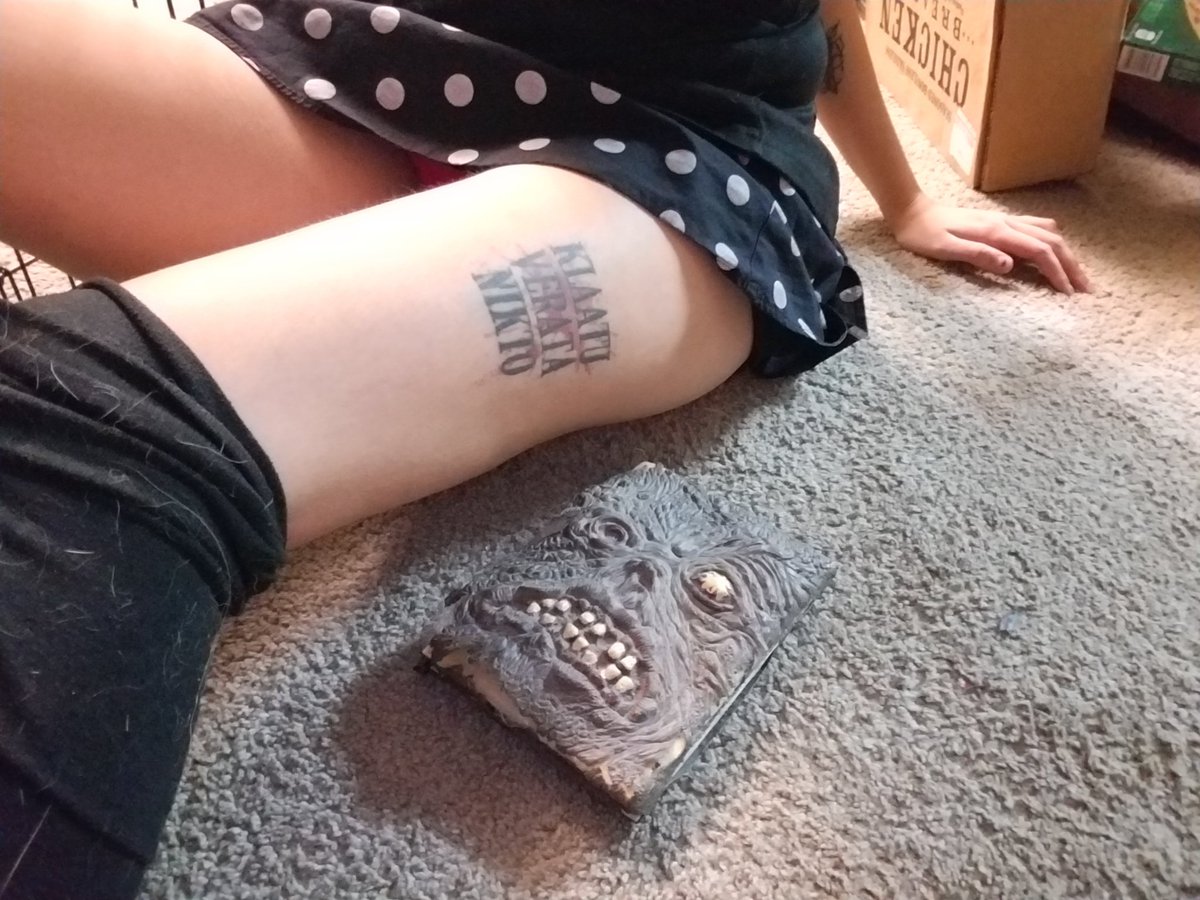 Featured image of post Necronomicon Tattoo Evil Dead