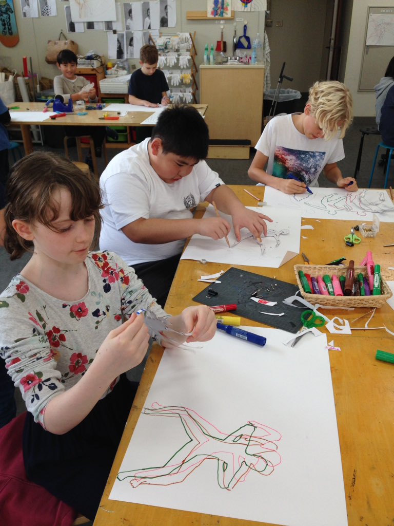 MSTokyoArt's tweet photo. Creating movement with our self-made figures. #MSTart #MSTimagination https://t.co/ElZq71e0Af