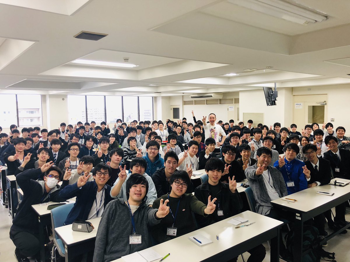 松山洋 チェイサーゲーム A Twitter 北海道情報専門学校 およそ150名のゲームコースの学生さんに講演 ワークショップを実施しました みんなとにかく元気 漲ってる よし あとはやるだけだ 頑張れー