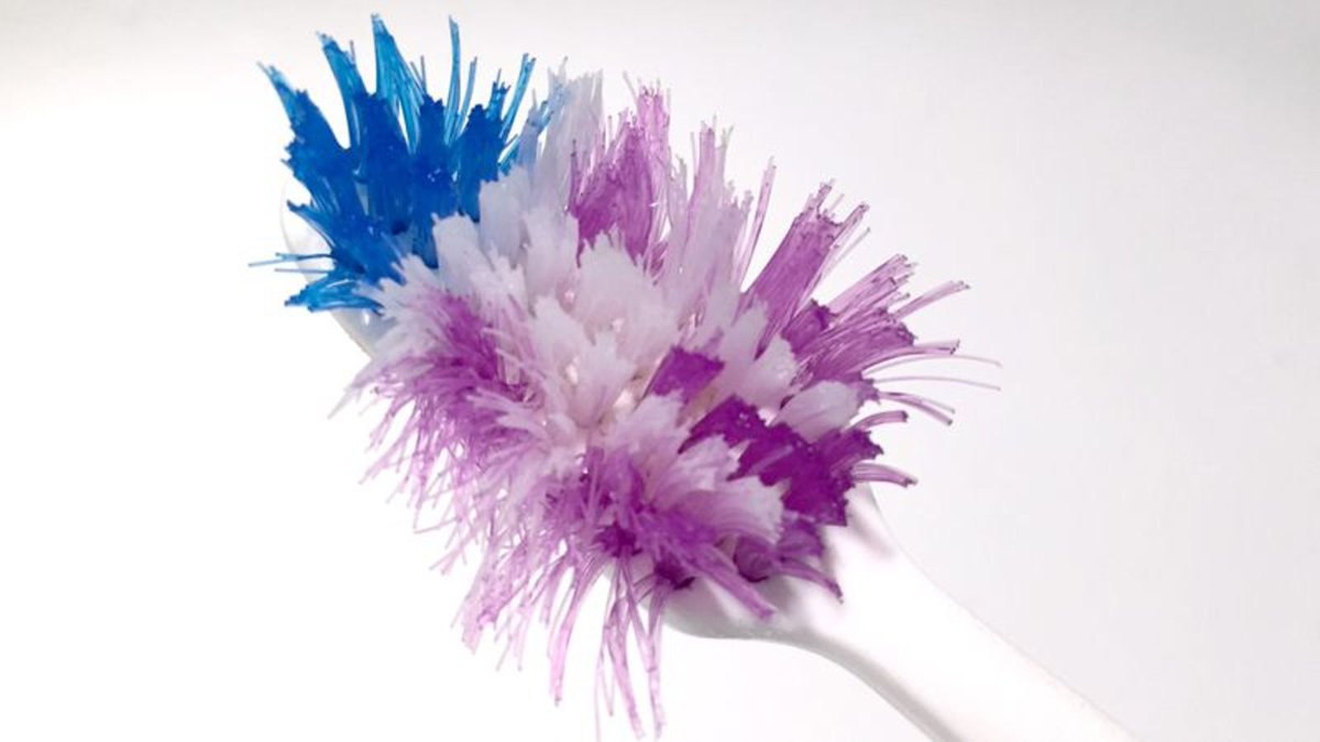 TheOnion's tweet photo. Brutalized Toothbrush Wishes Owner Would Just Let It Die https://t.co/1VyPLsf1CB https://t.co/UEfJvFPDWO