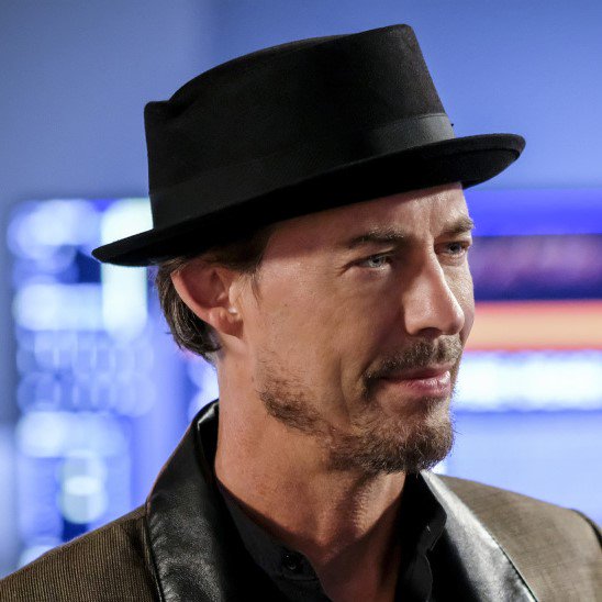 roy11003's tweet photo. Watched on #CWTV.com on 11-15-2018
#TheFlash: All Doll'd Up
Season 5, Episode 5  first aired 11-13-2018
featuring
#TroyJames as #PeterMerkel / #RagDoll
#TomCavanagh as #SherloqueWells
#DanielleNicolet as #CecilleHorton https://t.co/9iiy8CFqWn