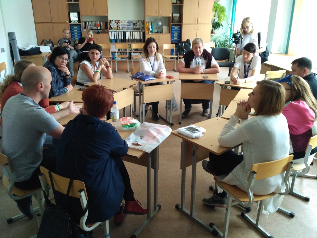 #ШколаРосатомаЭтоКосмос #ШколаРосатома #Новоуральск рефлексия вожатско-торгово-центрового события 💭 выявляем цели, обсуждаем приросты 🕵