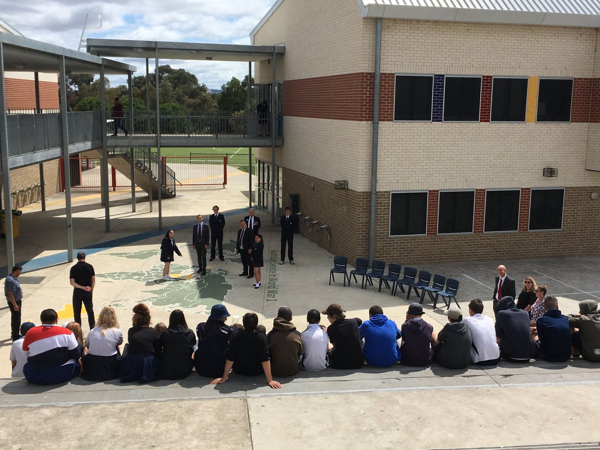 ALeighMP's tweet photo. Congrats to year 9 students &amp; staff at Kingsford Smith School, where an Armistice Centenary grant helped them create a world map, showing where Australians fought in WWI https://t.co/ZcAIY3o3Cb