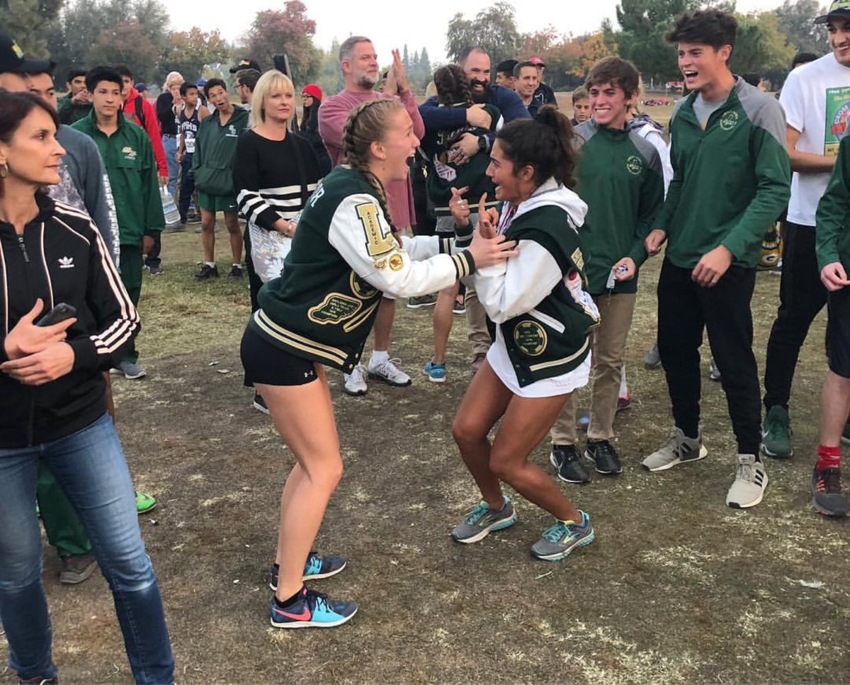 MrPrincipalRock's tweet photo. Congratulations to our Girls Cross Country team. DV Champs and they are moving on to state!  #golhshawks #gvusdshares https://t.co/6mfx5p6rGf