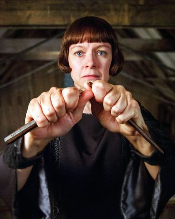 b_love_jay1349's tweet photo. @FantasticBeasts @dumbledore @aurelius 
THE THING I'M DYING TO KNOW IS
who is the witch that Mary Lou Barebone knows as Credence's mother??????
Mary Barbone know someone she reckon as Credence's mother.
I believe the witch will be the key to Credence's story🐽 https://t.co/CZ2wsiuRyu