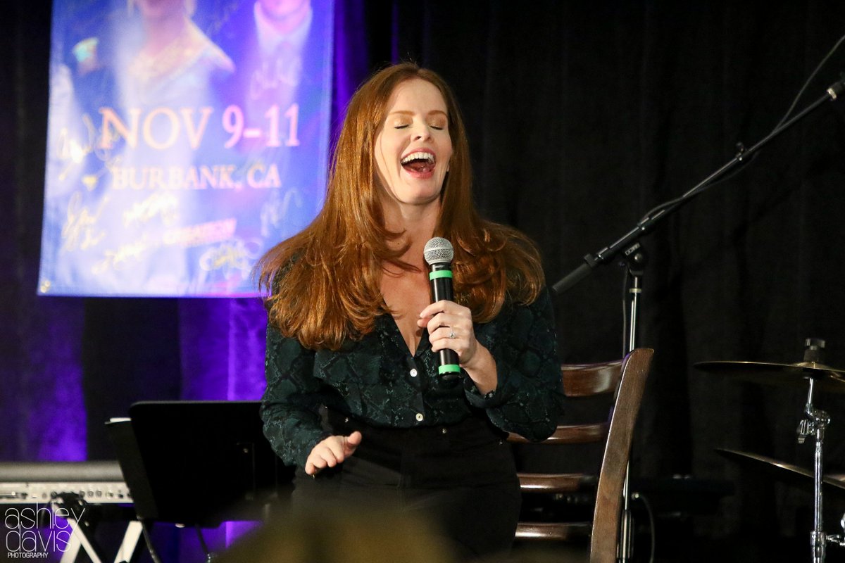 cptnswan_ouat's tweet photo. Photos from #OUATBur are finally up on my Flickr! Got pics of Colin, Tiera, Rose, Bex, Sean, Andy, and Jared :D ENJOY FRIENDS ❤️https://t.co/9ViKxpox0Q https://t.co/2jKzJf28lY