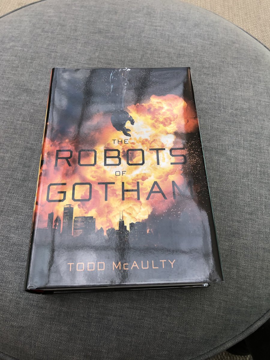 Dr_M_Davis's tweet image. Just bought this! Looks like a great read. Human vs Machine in the late twenty first century. #robotapocalypse