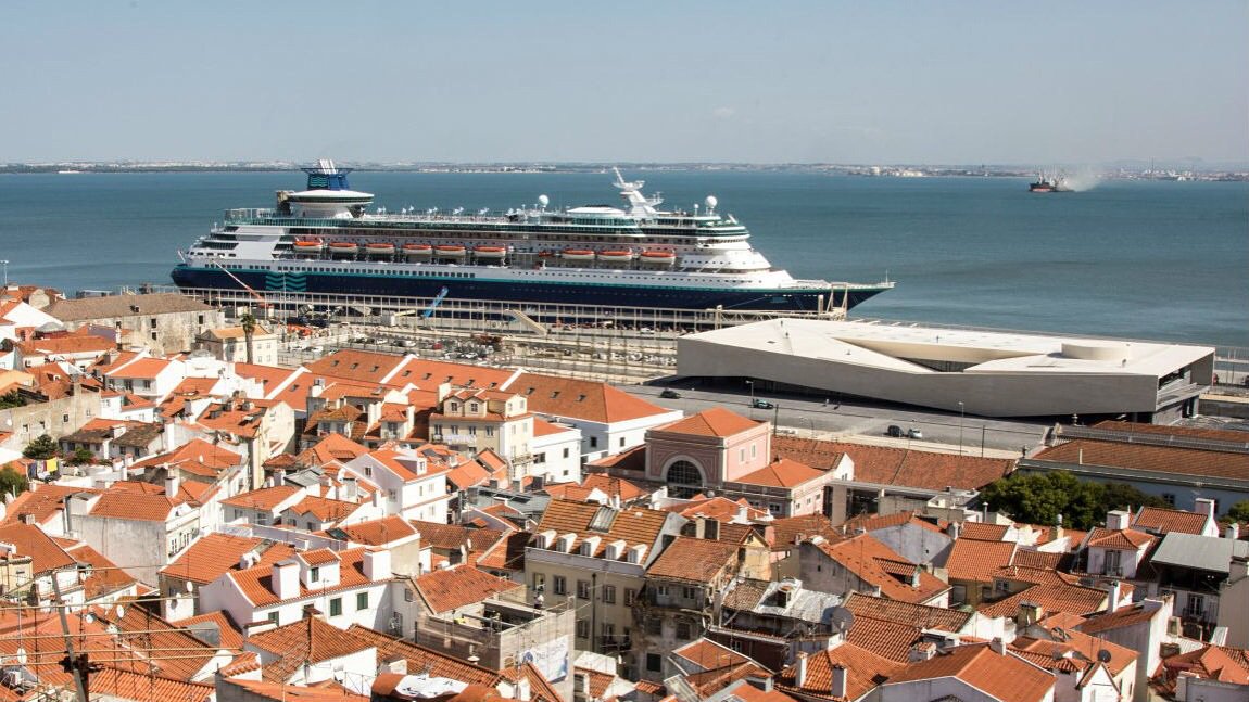 lifeinportugal's tweet photo. #deplacementspros #Rydoo #Sodexo #news #Hub #lisbonne #Portugal #voyage #event #meeting #Europe #voyagedaffaires #business #investir #startup #startupvisa #AntonioCosta #investissement #CEO #convention #conference #meetings #events #summit #AlticeArena https://t.co/WS6ulqB1nM https://t.co/NkNIYpvsx2