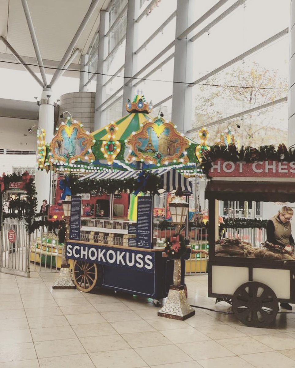 KEANDSONS's tweet photo. @intuMK #hotchestnuts #Shokokuss #christmastoyset https://t.co/FsXL6PrdEc