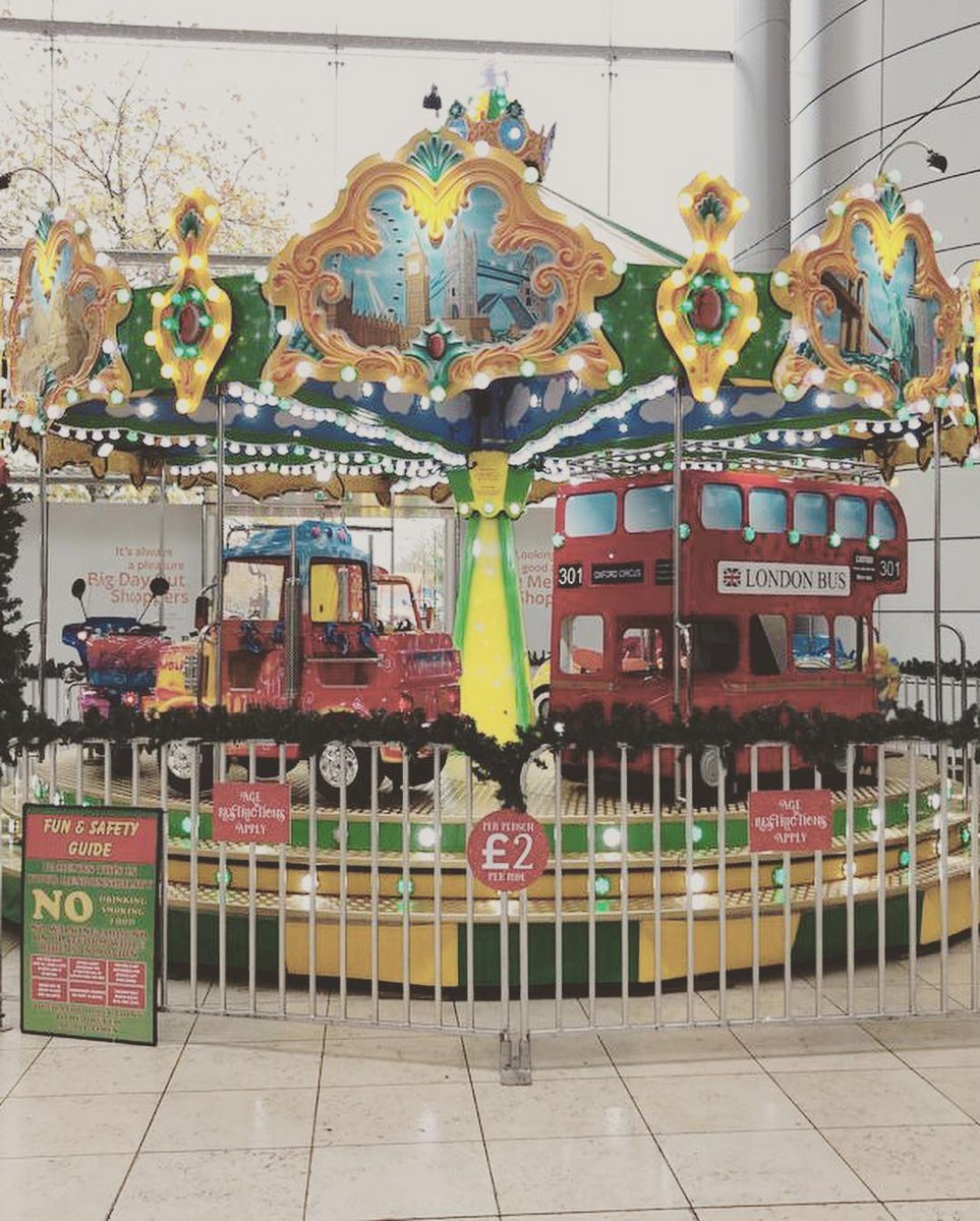 KEANDSONS's tweet photo. @intuMK #hotchestnuts #Shokokuss #christmastoyset https://t.co/FsXL6PrdEc