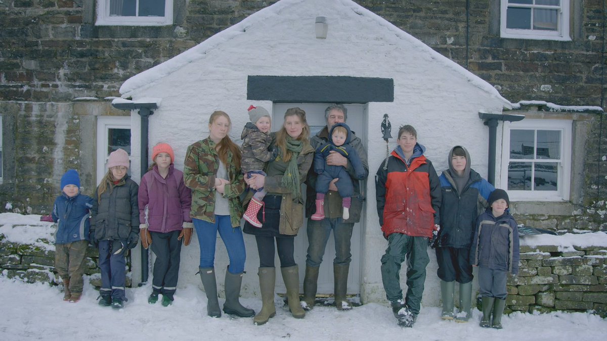 We are beyond thrilled to announce that @amandaowen8, her husband Clive and 9 children are about to appear in their very own <a href="/channel5_tv/">Channel 5</a> series, starting 8pm, Tuesday November 27th! #OurYorkshireFarm #wolfsong #wolfpack wolfsongmedia.co.uk/news 🐏🐏🐏😊