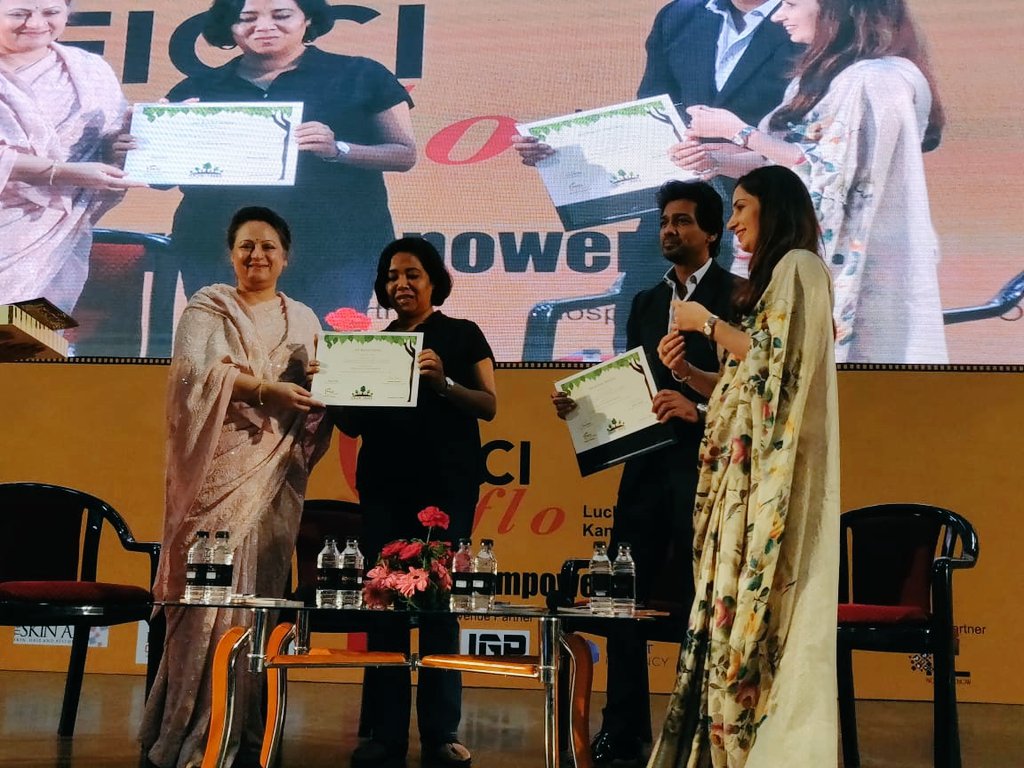 flofilmforum's tweet photo. Facilitation ceremony with @Nikhil_Dwivedi and #RatnaSinha
#fff18 #flofilmforum18 #ficci #flolucknowkanpur #trending #lucknow #event #changethestory #filmscreenings #workshop #masterclass #conversations 
@timesofindia @ndtv @MumbaiMirror @Midday180 @Hungama_com @ficci_india https://t.co/f2lutkVSOr