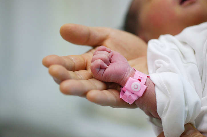 centerfertility's tweet photo. Regular checks of very #preterm babies' head size can help identify long-term IQ problems: https://t.co/baeNrrikGC https://t.co/ALteTXVg4u