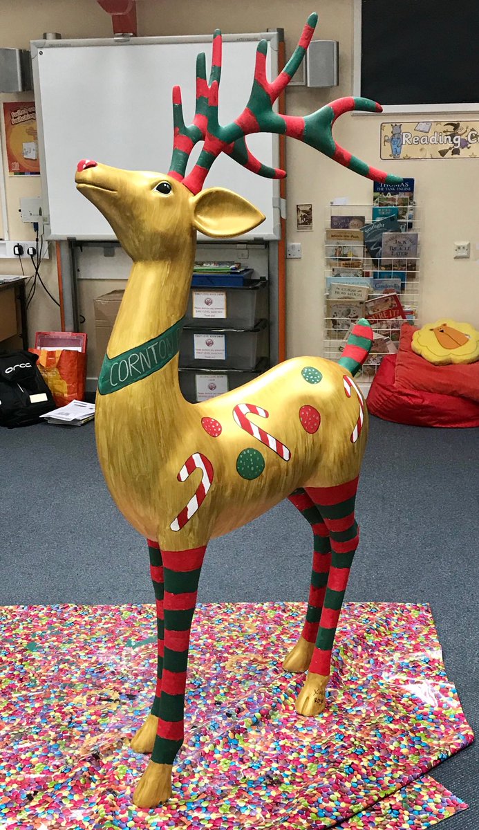 Look out for ⁦<a href="/CorntonPrimary1/">Cornton Primary</a>⁩ reindeer on the Stirling Reindeer Trail Beautifully designed by P4 🦌
