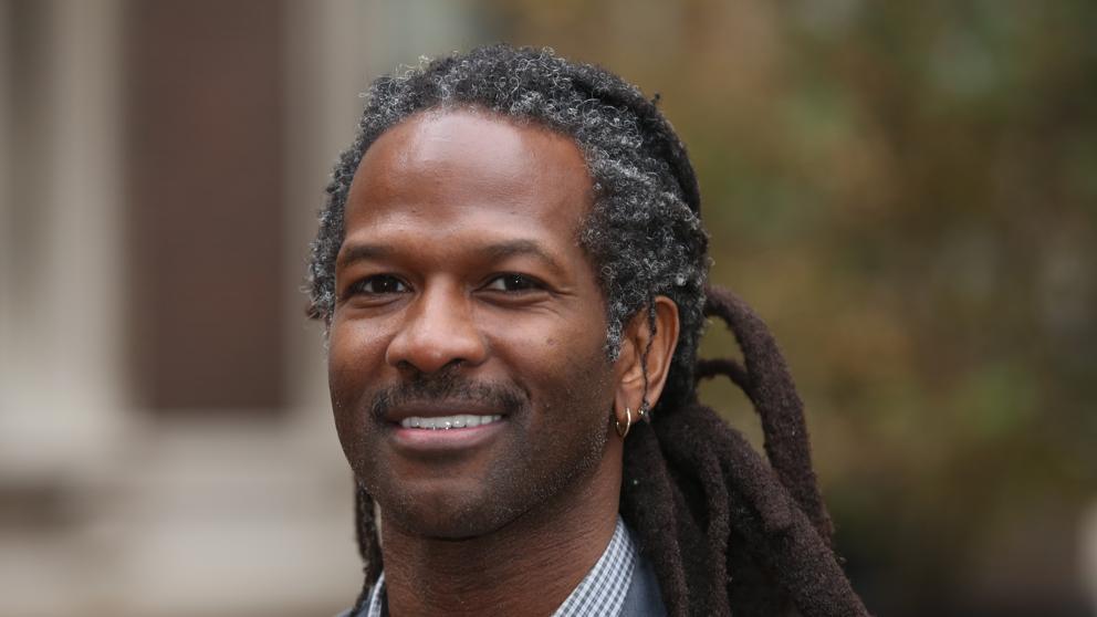 ReggaeSeeds's tweet photo. Carl Hart, profesor de Psiquiatría y Psicología en la Universidad de Columbia: "Las drogas psicoactivas modifican la psique en favor de lo que busques en cada caso. Suelo disfrutar de las drogas inductoras de las tres E: euforia, energía y empatía."- https://t.co/a3pDVlsGyV https://t.co/DB4pdEkKVw