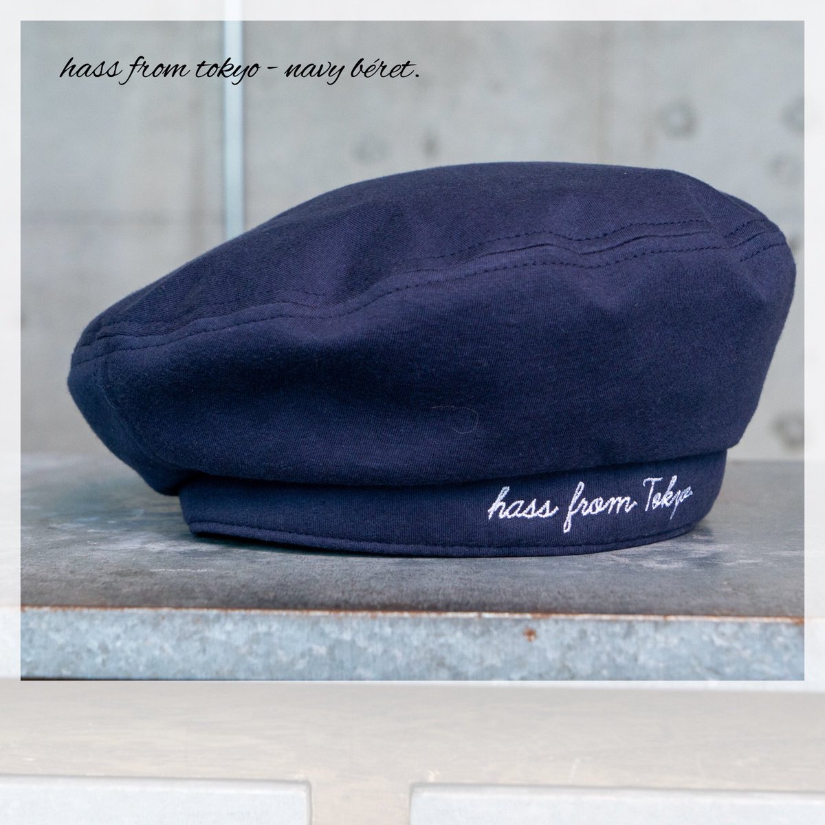 hass2017aw's tweet photo. ［新作］
刺繍ロゴベレー帽 | ネイビー

スエード調のクラシカルな質感です◎
#ベレー
#POPUPSTORE販売中
https://t.co/SKT50woNzU https://t.co/OLWjyhiqpk