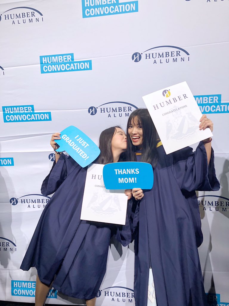KhoaiAnn's tweet photo. It turned out to be sweet but never want to go back tho lol
#humberconvo #graduation https://t.co/Lz2YGoe6Tp