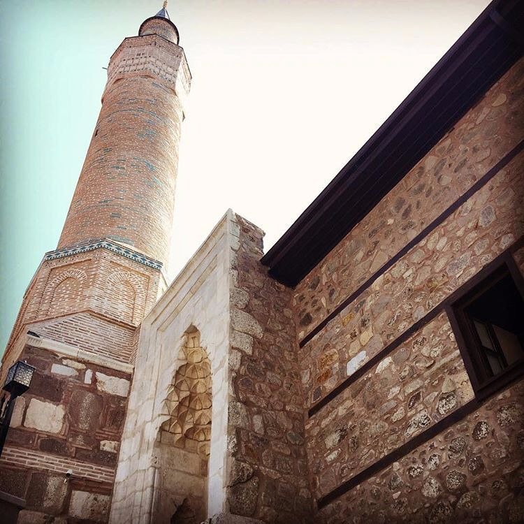 Allah'ın Selamı Rahmeti, Bereketi üzerimize olsun.
Cumamız Mübarek Olsun.

Hayırlı Cumalar.