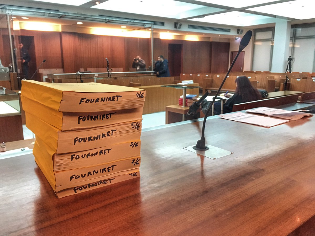 BriceBachon's tweet photo. #Fourniret > Dernier jour de ce procès dans l’affaire du meurtre de Farida Hammiche. Le verdict est attendu en début de soirée. @France3CA https://t.co/5VhwJJzNRx