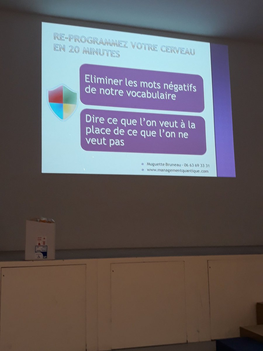 Melagilbert's tweet photo. Soirée extrêmement intéressante avec le Club des Entrepreneurs du Loch et Muguette Bruneau à #Plaudren ! On repart regonflé ! Merci @CEL_56 ! #managementquantique #hypnotherapie #neurolinguistique #gestiondustress #positif 😊😊😊 https://t.co/0QTMq8Wcj8