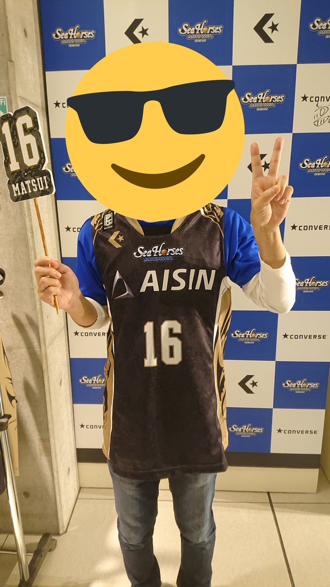 やしお tweet media