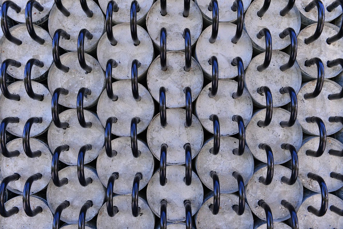 energy_nest's tweet image. Unlike with #LiBattery tech, #thermalbattery tech allows a long discharge duration enabling uninterrupted supply during long power deficit periods. It’s not about either/or, it’s about using all technologies at our disposal when and where most relevant! buff.ly/2w5LFIB