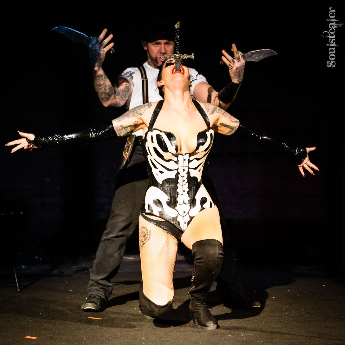 Don't Try This At Home // <a href="/therachelatlas/">Rachel Atlas</a> during the @deathdouspartdangershow at The Big Pinup Social 2018, more on Flickr bit.ly/2z7oVtZ and Facebook bit.ly/2QHfHv8