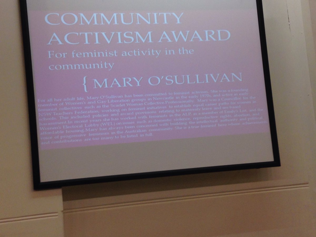 annreynolds988's tweet photo. Community Activism award to Mary O'Sullivan #EDNAs2018 https://t.co/Z2g3f86BcZ