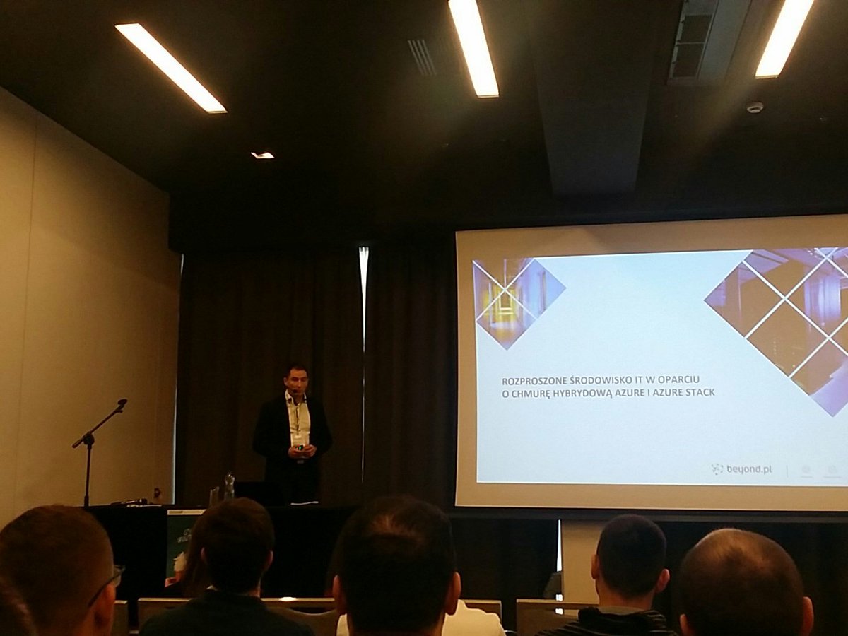 k_owsiany's tweet photo. Maciej Madziała z @beyondpl na #DOITCONF 📣 #Azure
#hybridazure ➕ #azurestack
#MrDev
#KOnTour
@Unit4_Poland
#conference
#Cloud https://t.co/VTlQipSy8h