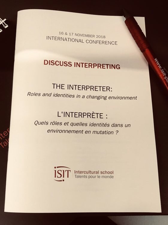 LiesbethMR's tweet photo. Ready! #1nt #interpreting https://t.co/qWAPqQSZwa