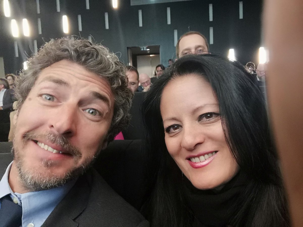 AssuntaDAquale's tweet photo. #FacceDaPAsocial all'assemblea Nazionale di #PASocial #humanofselfie #HumansofPAsocial #humasofRome #humansofMaxxi #robertosanti https://t.co/TC9gu7zJwV